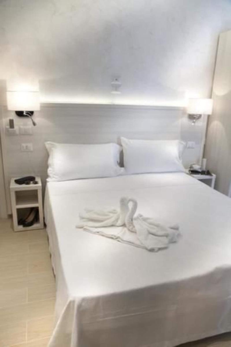 Marina Beach Suite Hotel Rimini Ngoại thất bức ảnh