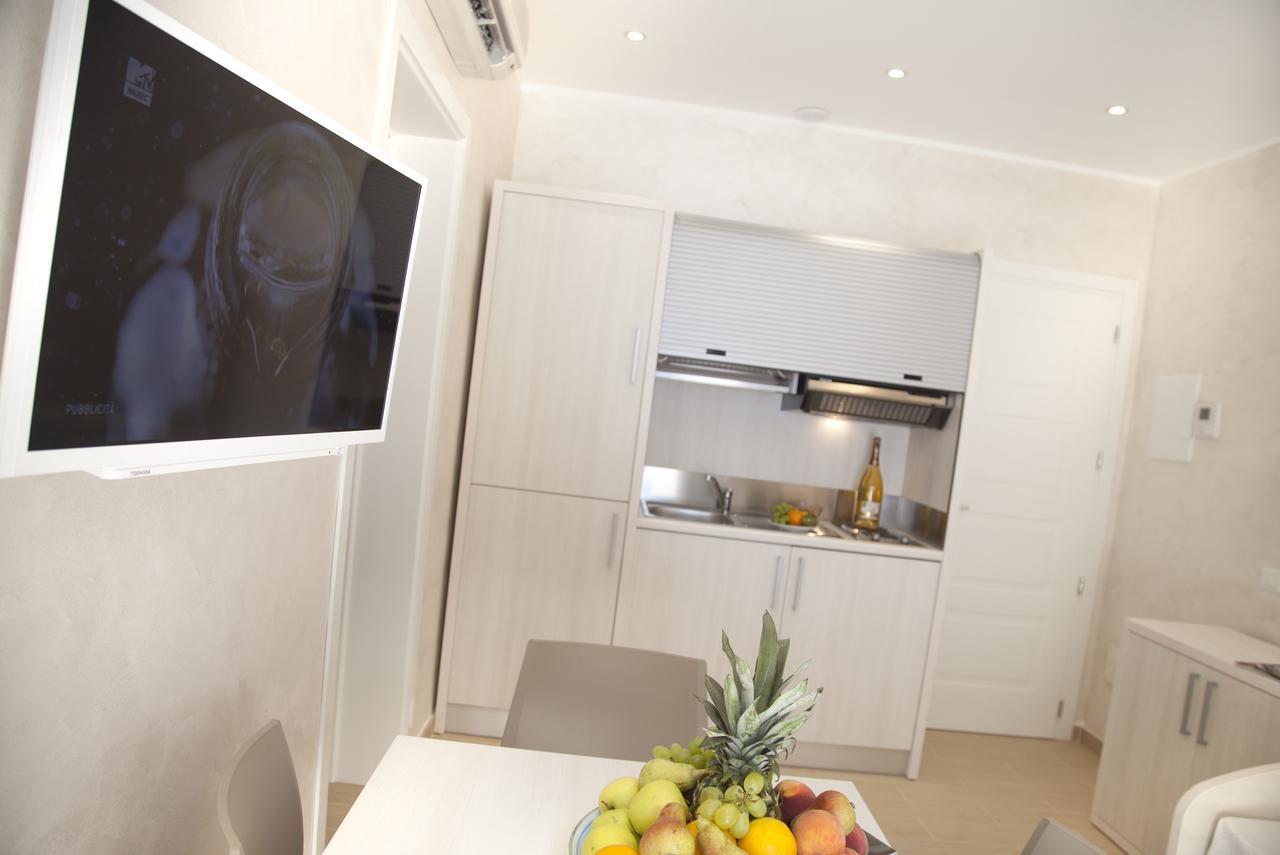 Marina Beach Suite Hotel Rimini Ngoại thất bức ảnh